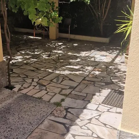 Cantinho Alegre Em Hébergement de vacances *